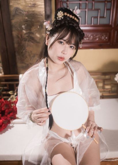 亚洲伊人中文_1080P在线观看